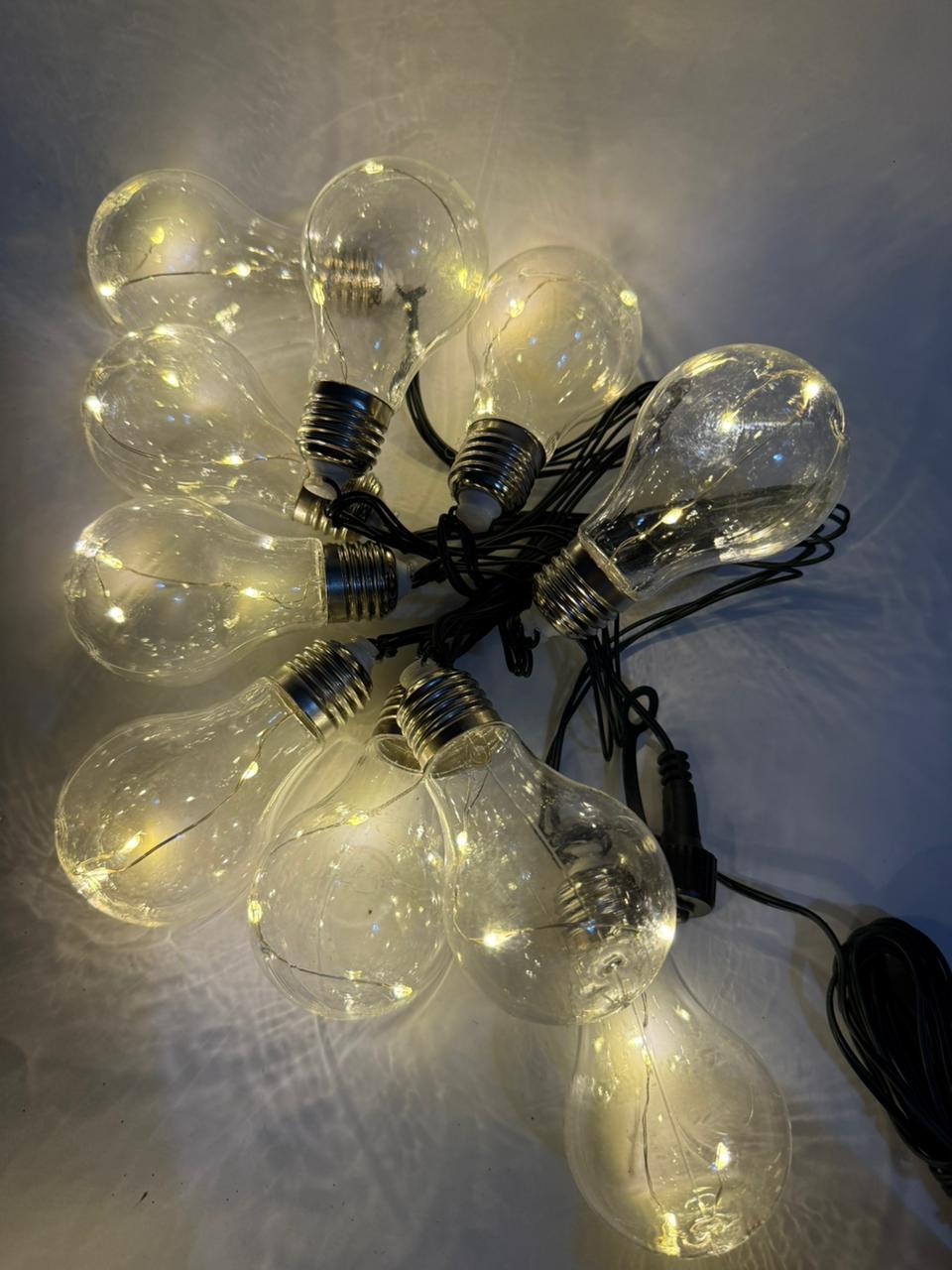 Warm Yellow LED Bulb String Lights – 10 Bulbs – 7.7m extendable